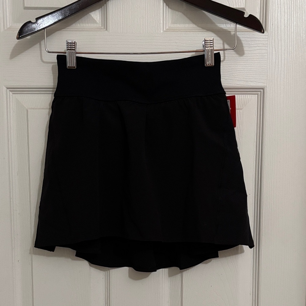 ‼️NWT‼️Spanx get moving skort 14”